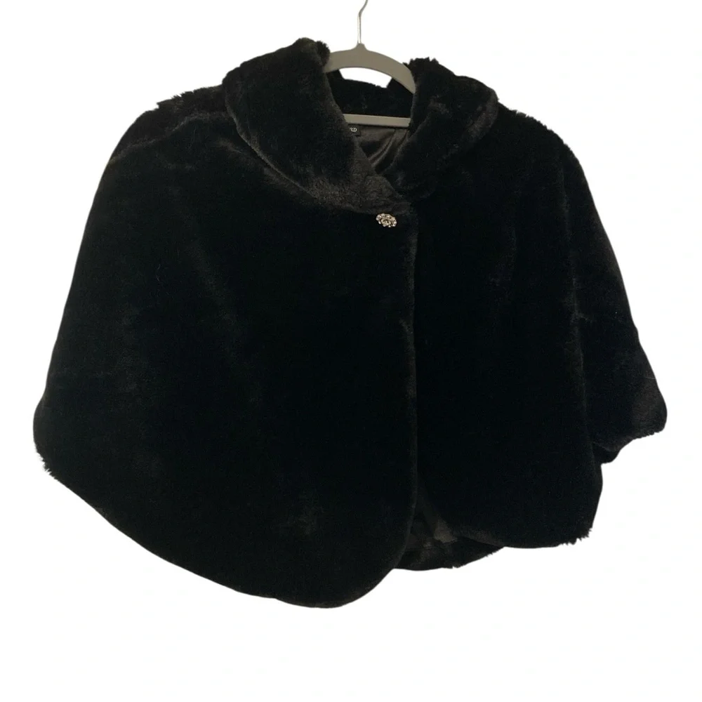 Nina Leonard NEW medium faux fur collared snap capelet
